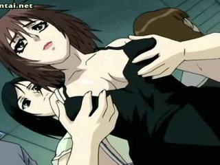 Anime lesbian rubbing pusingan payu dara