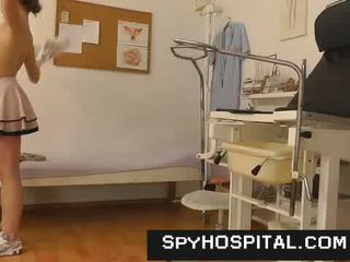Espía cámara set-up en gyno check-up habitación