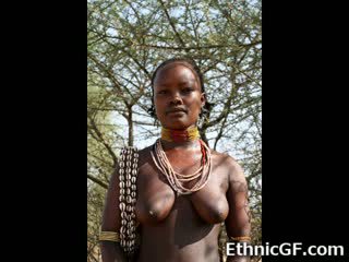 현실 아프리카의 소녀 부터 tribes!