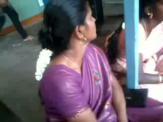 Raso seta saree aunty, gratis indiano porno video 61