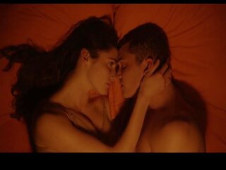 Sensual & erotis 2 - cinta (2015)