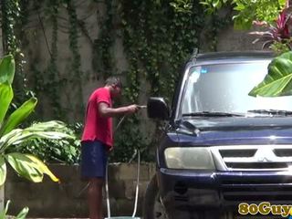 Gay african tw-nks fucking at outdoor carwash
