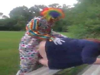 Gibby The Clown fucks pawg in daylight