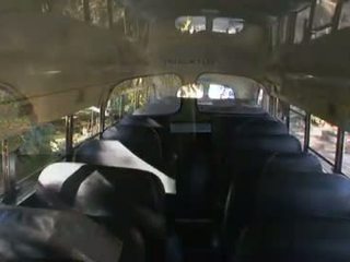 Sexy skolejente gigi rivera er slipped en schlong på den skole buss